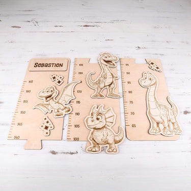 Dětský metr na zeď - dinosaurus