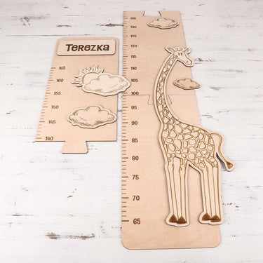 Dětský metr na zeď - žirafa