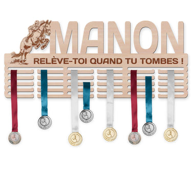 Věšák na medaile - Jezdecký parkur, žena