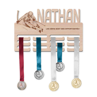 Věšák na medaile - Sjezdové lyžování, muž