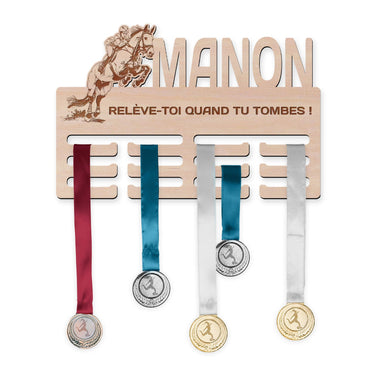 Věšák na medaile - Jezdecký parkur, žena
