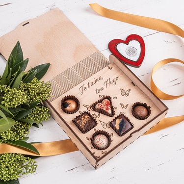 Čokoládová sada KLASIK v dřevěné kazetě a s motivem na míru